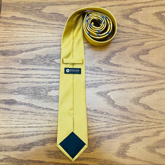 Haggar Tie - Picture 3 of 3